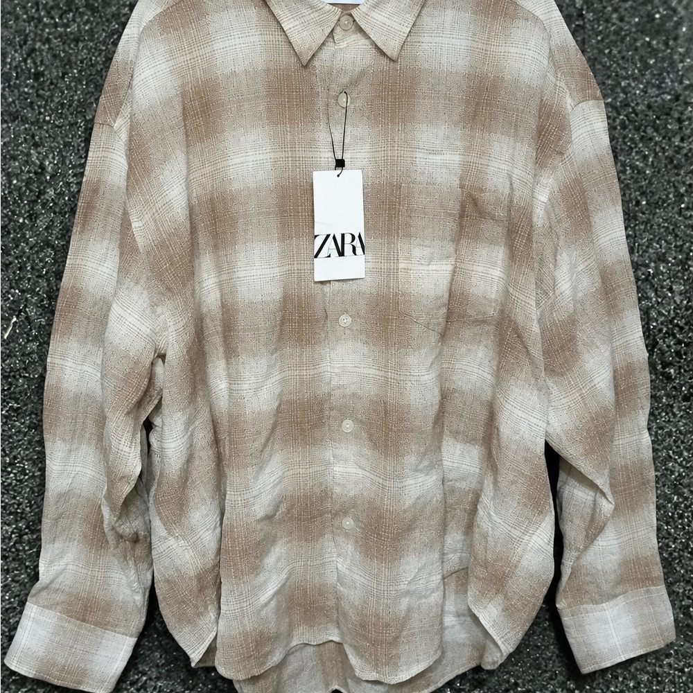 Zara Men's Tan and White Plaid Button-Down Shirt